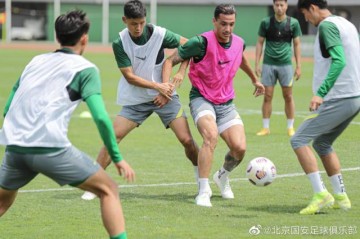 世界杯比赛在线观看-多名外援缺战本土球员扛旗 国安先回前四再谈其他